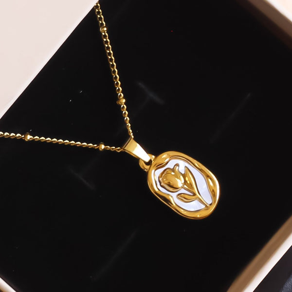 Mother Of Pearl Necklace