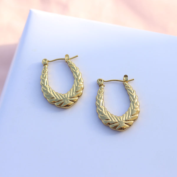 Verona Leaf Hoop