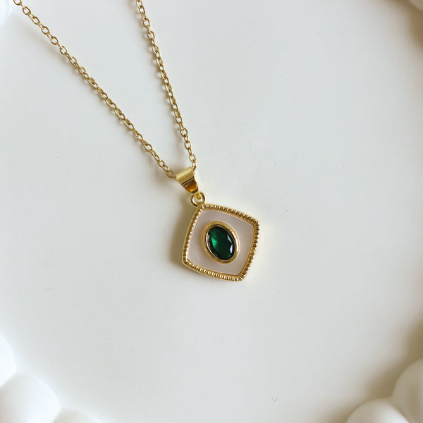 Daisy Necklace