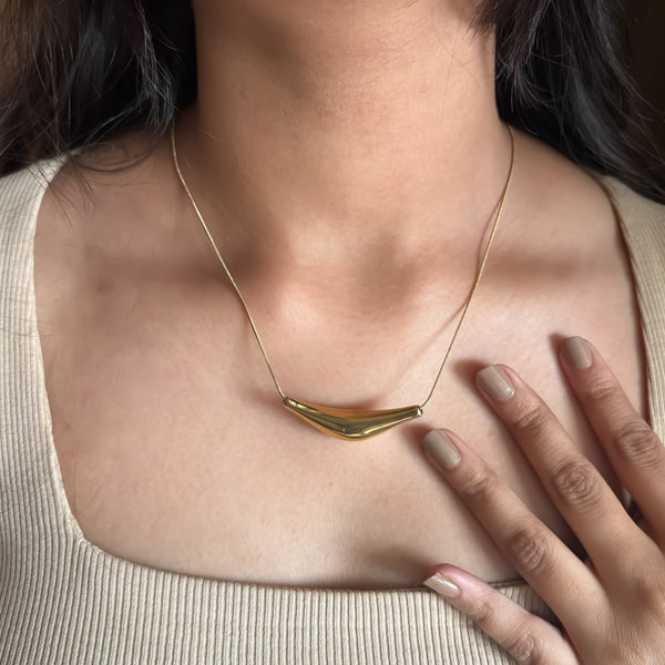 Alice Gold Statement Necklace