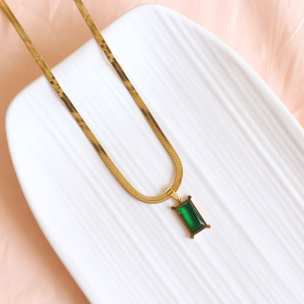Snake Chain with Emerald Stone Pendant